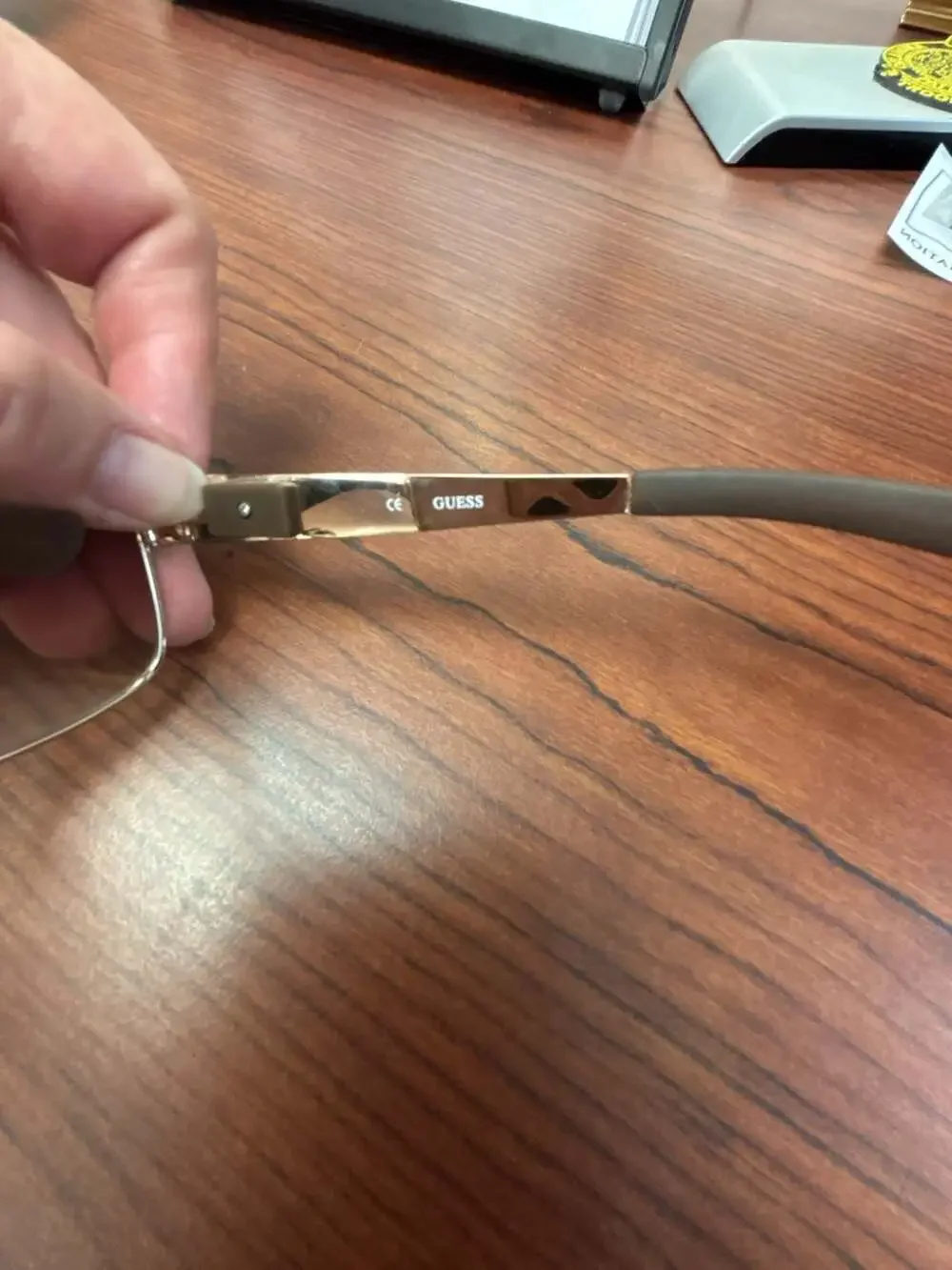 Guess Sunglasses Brown Mirror Pilot Glasses